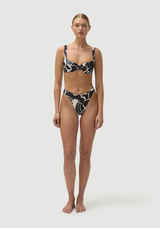 Casanova Top | Nuts and Bolts