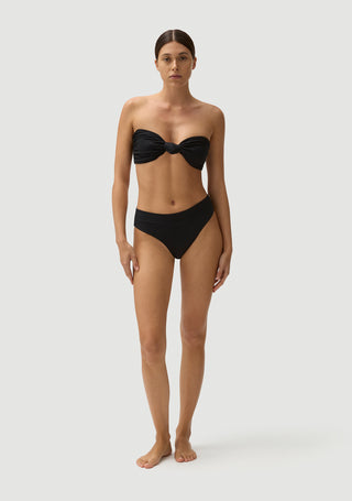 Hubert Bottom | Noir