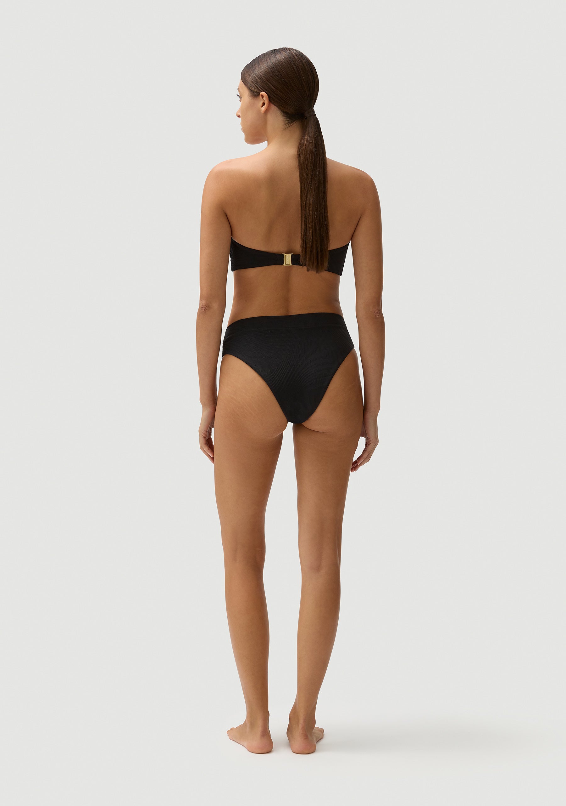 Hubert Bottom | Noir